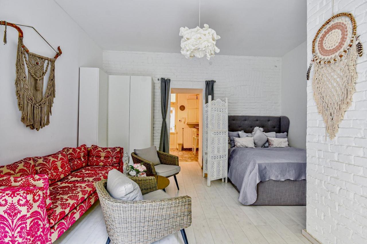 Buda Bliss Garden Apartamento *